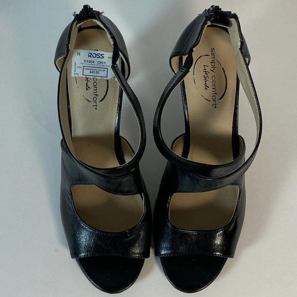 LifeStride Capri Vegan Leather Cross Strap Block Heel Sandal US 8 Timeless Style